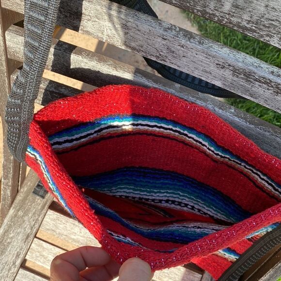 Crossbody Saddle Blanket Purse - Picture 6 of 7